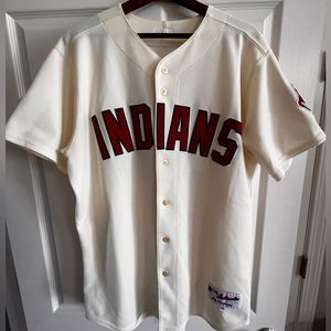 Cleveland Indians vintage Majestic cream color Sandy Alomar Baseball Jersey